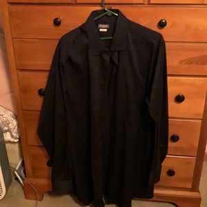 Men’s black dress shirt